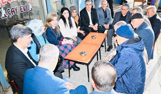 Milletvekili Ölmeztoprak, Kale’de Kayısı Bahçelerini ve Üreticileri Yerinde İnceledi