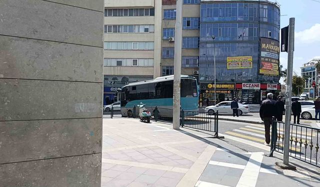 Şanlıurfa'da Özel Halk Otobüsünün Çarptığı Kişi Yaralandı