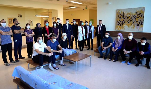 Turgut Özal Tıp Merkezi’nde 2’li Çapraz Böbrek Nakli Başarıyla Tamamlandı