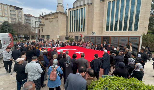 Malatya’da Gıyabi Cenaze Namazı: Öğretmen ve Öğrenciler İçin Tek Yürek Olundu