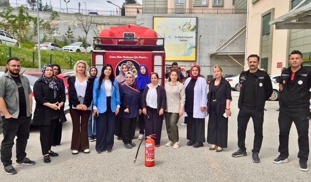 Yeşilyurt Hastanesi Personeline Yangın ve Afet Eğitimi: Uygulamalı Tatbikat Gerçekleştirildi