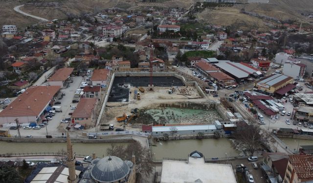 Darende’de Yeni Çarşı Projesi Hızla Yükseliyor