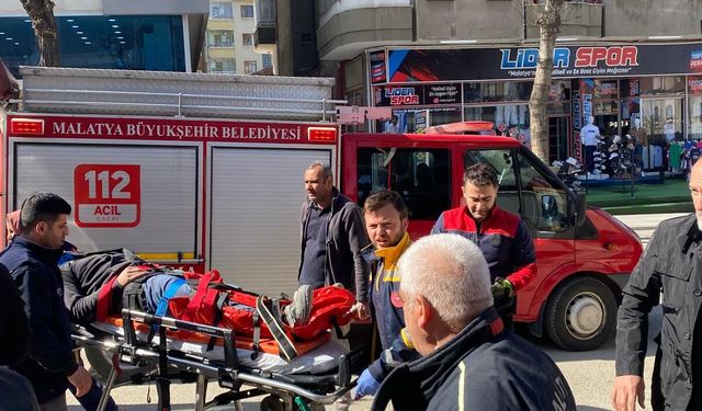 Malatya’da  Asansör Boşluğuna Düşen İşçi Ağır Yaralandı