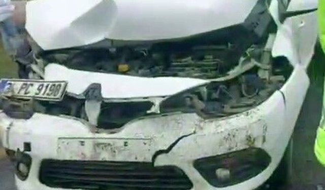 Diyarbakır'da Cenaze Konvoyunda Meydana Gelen Kazada 4 Kişi Yaralandı