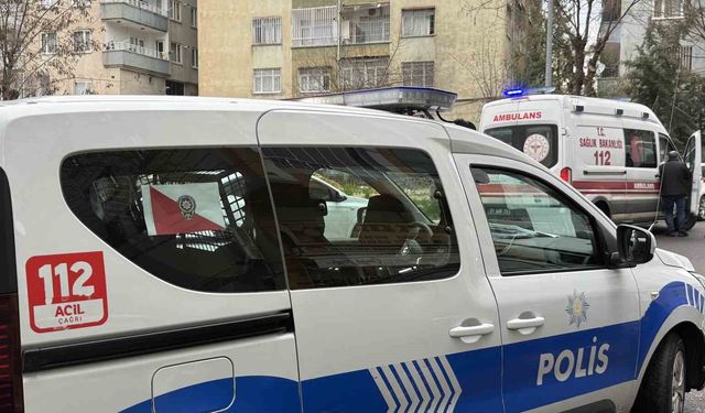 Diyarbakır'da emekli polis evinde ölü bulundu