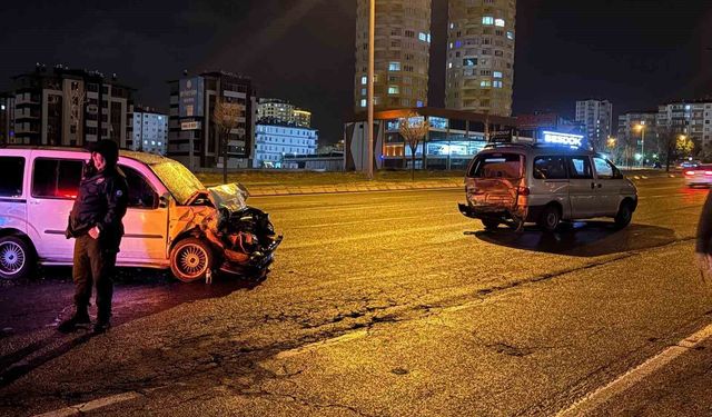 Kayseri'de korkutan kaza: 6 yaralı