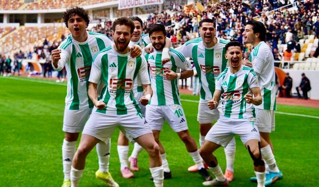 Yeşilyurtspor Rakibine Yarım Düzine Gol Attı: 6-2