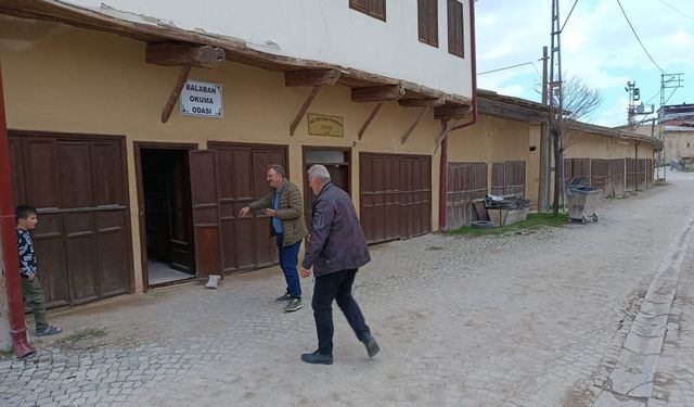 Malatya'da 91 Yıllık Tarihi Konak Küllerinden Doğdu!