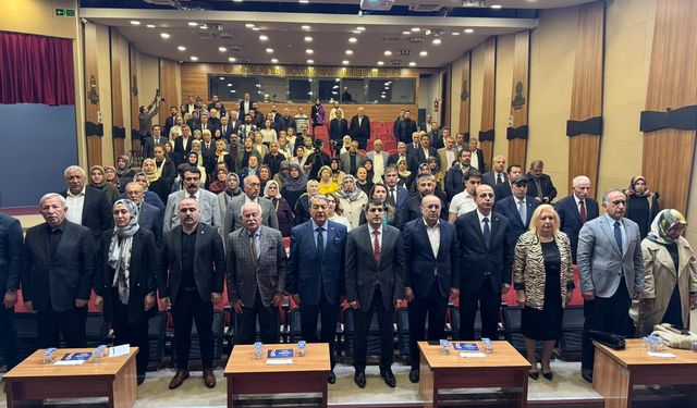 Malatya’da “Milletin Evladı” Hamit Fendoğlu Paneli: Siyasetten Topluma Uzanan Etkisi Konuşuldu