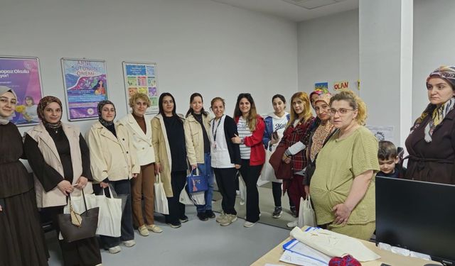Yeşilyurt’ta Gebe Okulu Eğitimi: Anne Adaylarına Doğum, Emzirme ve Bebek Bakımı Anlatıldı