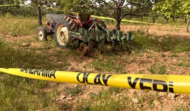 Fıstık Bahçesine Gitmişti! Traktöründen Metrelerce Uzakta Ölü Bulundu