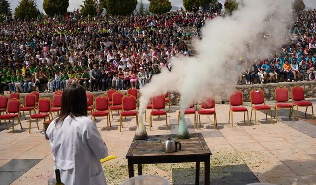 Geleceğin Bilim İnsanları İnönü’de Buluştu: Kampüste Bilim Rüzgarı!