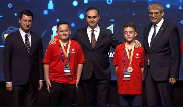 Sanko Okulları Öğrencileri TÜBİTAK Finallerinde Türkiye Birinciliği ve İkinciliği Elde Etti