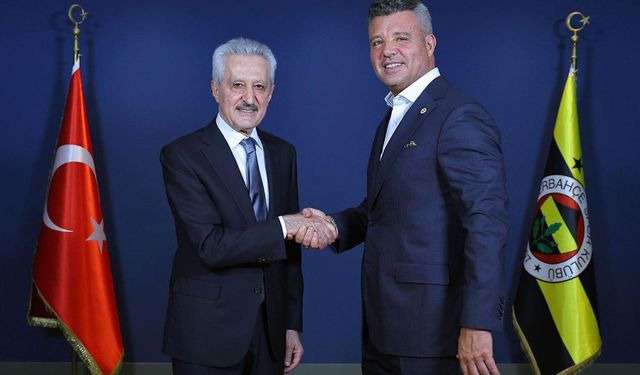 Fenerbahçe'de Malatyalı iş insanı sürprizi: İmzalar atıldı