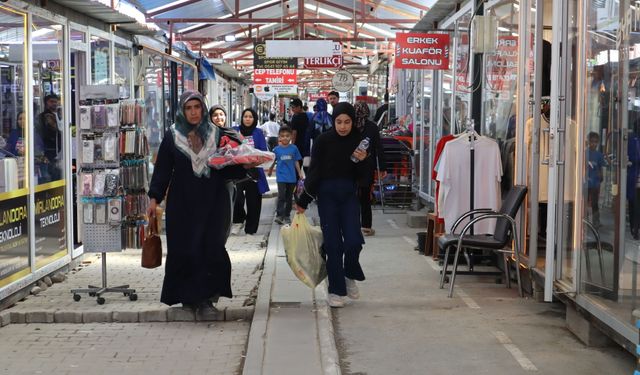 “Elazığ ve Antep Daha Ucuz”: Malatya’da Bayram Çarşısında Pahalılık Tepkisi
