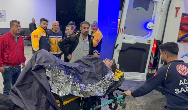 Otobüs Kazasında Yaralılar Hastanelere Taşınıyor: Vali Olay Yerinde