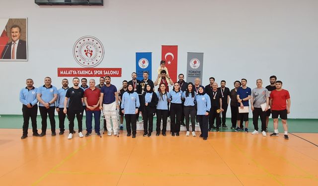 Malatya’da Kurumlar Ligi Tamamlandı: Ordu’ya Gidecek Takımlar Belli Oldu