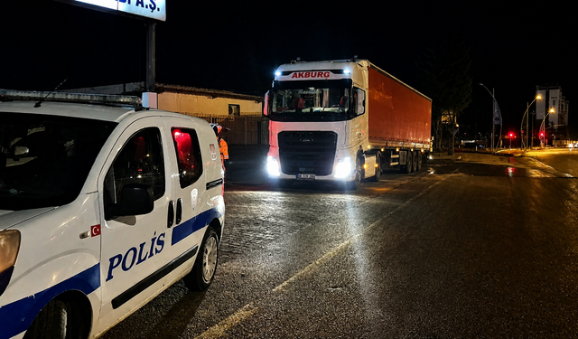 Malatya'da Tırın Çarptığı Yaya Hayatını Kaybetti