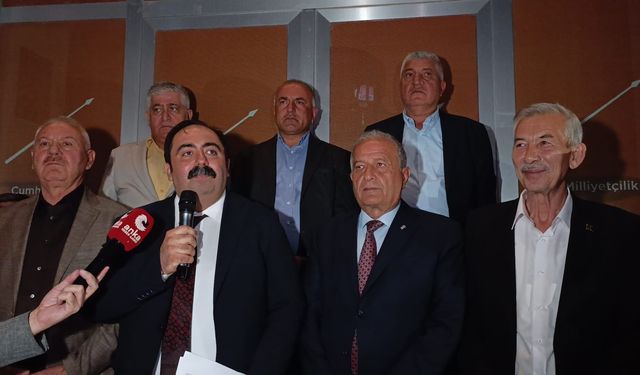 CHP Malatya binası önünde hareketli dakikalar: Barış Yıldız sert konuştu