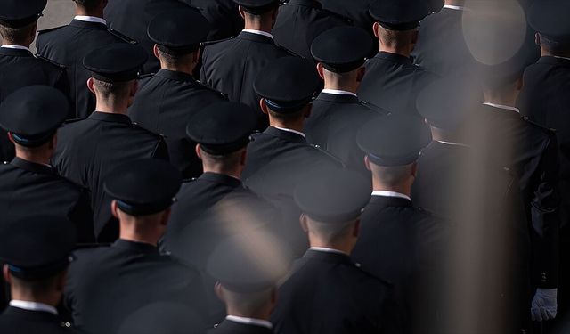 19 Bin 96 Polis ve Amirin Yeni Görev Yeri Belli Oldu
