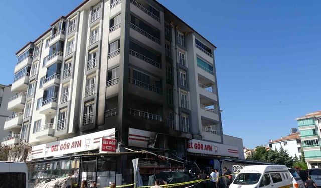 Malatya'da AVM'de Çıkan Yangın Korkuttu!