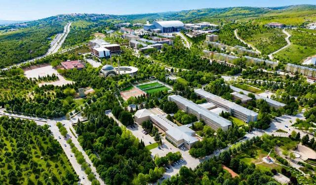 Nitelikli eğitimde dünya 10'uncusu oldu! Fırat Üniversitesi'nden tüm zamanların en iyi derecesi