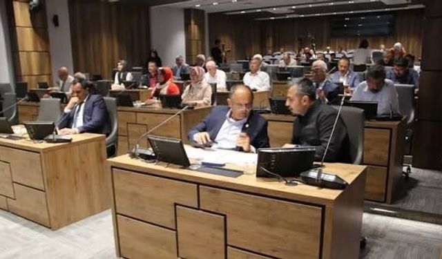 Yeşilyurt Belediye Meclis Üyesi Osman Akyol CHP'den İstifa Etti: "Safım Nettir"