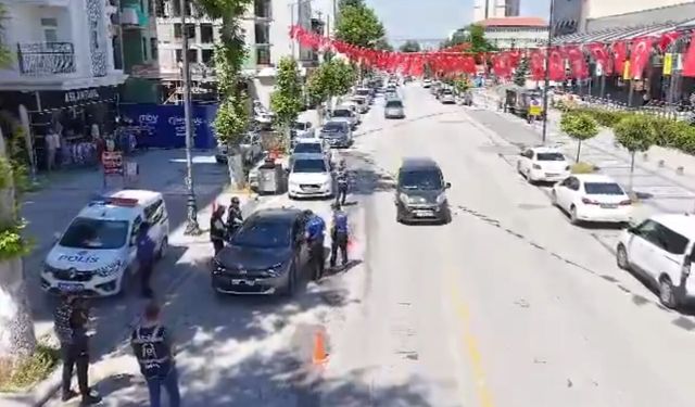 Malatya'da 4 Bine Yakın Kişi Didik Didik Arandı!