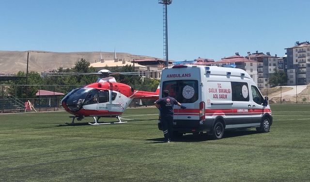 Malatya'da feci kaza! 7 kişi yaralandı, ağır yaralı sürücü helikopterle sevk edildi