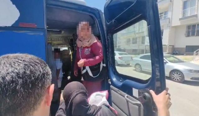 Zabıtayı Görünce Oynadı, Serbest Kalınca Yine Yakalandı!