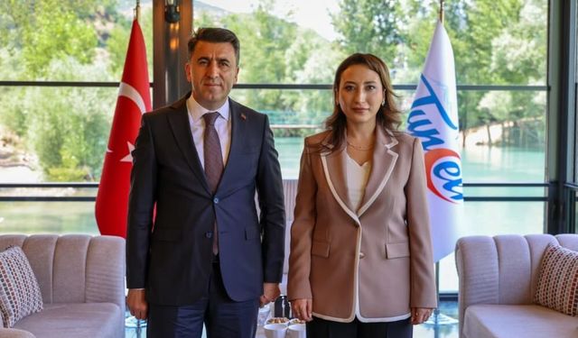 Tunceli'nin ilk kadın kaymakamı göreve başladı