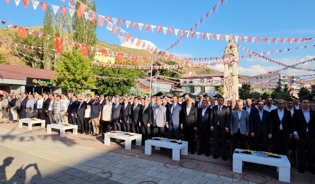 Kuluncak’ta Tarihi Gün! İlk Kültür Festivali Binlerce Kişiyi Bir Araya Getirdi
