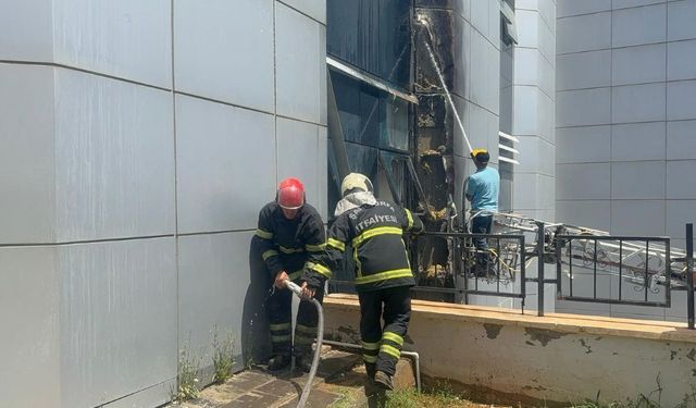 Şanlıurfa'da Hastanede Korkutan Yangın