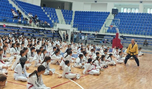 Malatya'da 18 İlden 476 Sporcu Siyah Kuşak Sınavında Buluştu