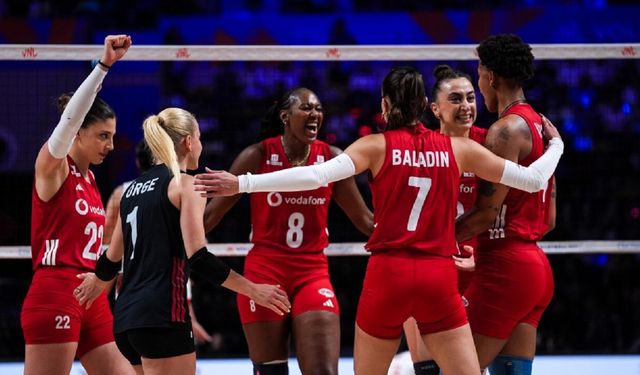 Filenin Sultanları Fırtına Gibi! Çin'i 3-0 Geçen Türkiye Finale Yükseldi