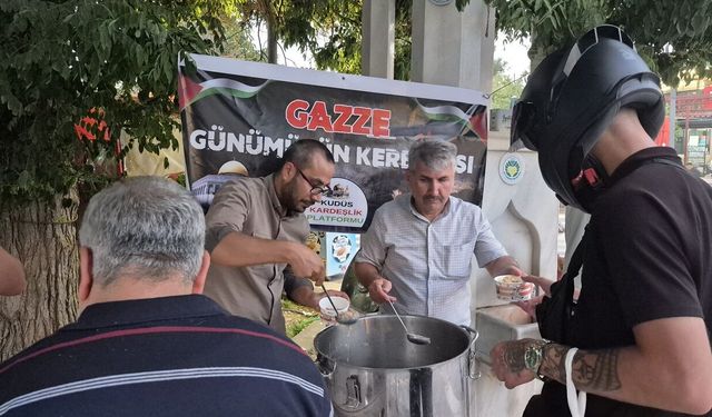 Malatya'da Gazze İçin Aşure Seferberliği: 7 Noktada Vatandaşlara İkram Edildi