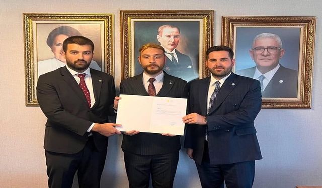 İYİ Parti Malatya'da Gençlik Kollarına Yeni İsim! Mahmut Lider Şentürk Göreve Atandı