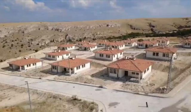 Akçadağ’da 30 Deprem Konutu İçin Anahtar Teslimi Başlıyor
