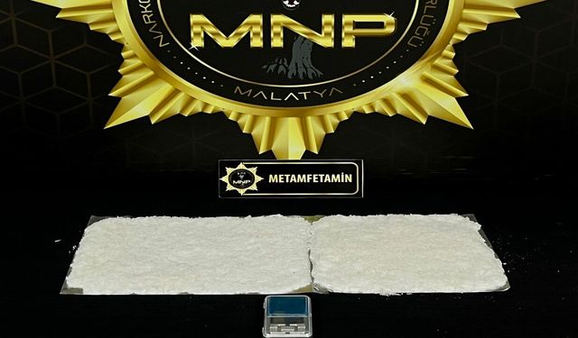 Malatya’da fiziki takip sonrası operasyon! 900 gram metamfetamin ele geçirildi