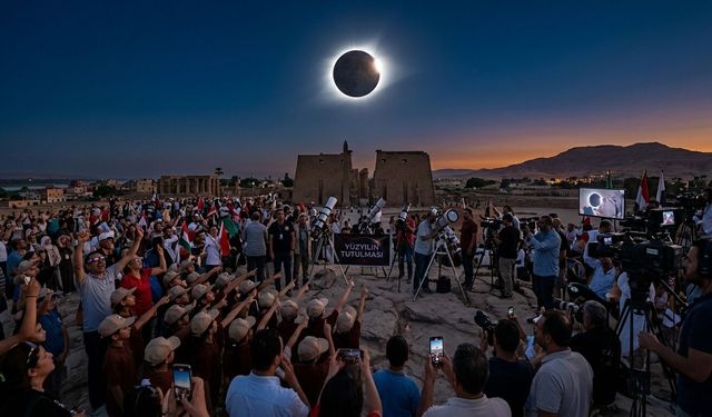 'Yüzyılın Tutulması' Geliyor! 6 Dakika Sürecek Dev Gök Olayı