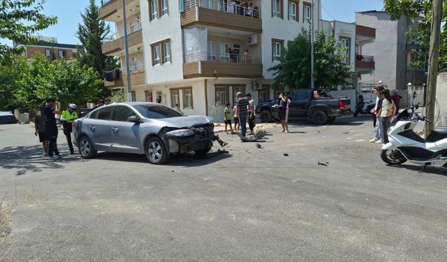 Adıyaman’da İki Araç Çarpıştı: 1 Yaralı