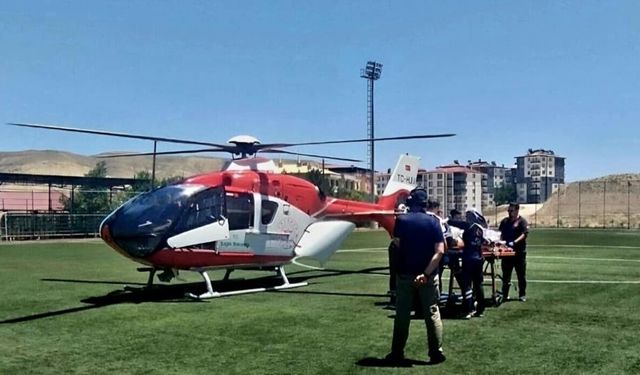 Darende’de Kalp Krizi Geçiren 16 Yaşındaki Hasta Hava Ambulansıyla Malatya’ya Sevk Edildi