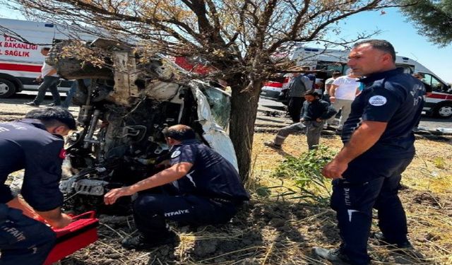 Adıyaman’da Düğün Yolculuğu Kabusa Döndü! 6 Kişi Yaralandı