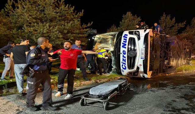 Kayseri’de Feci Kaza! 4’ü Ağır 39 Yaralı