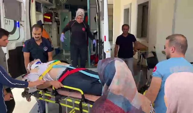 Adıyaman Besni’de İki Araç Çarpıştı! 4 Kişi Yaralandı