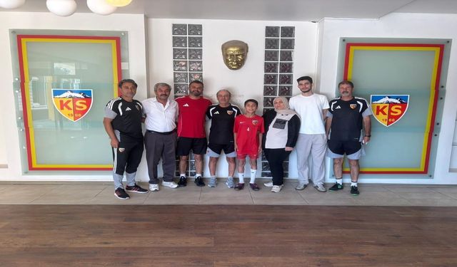 Kayseri’de Altyapıdan Çıkan Genç Yetenek Dikkat Çekti!