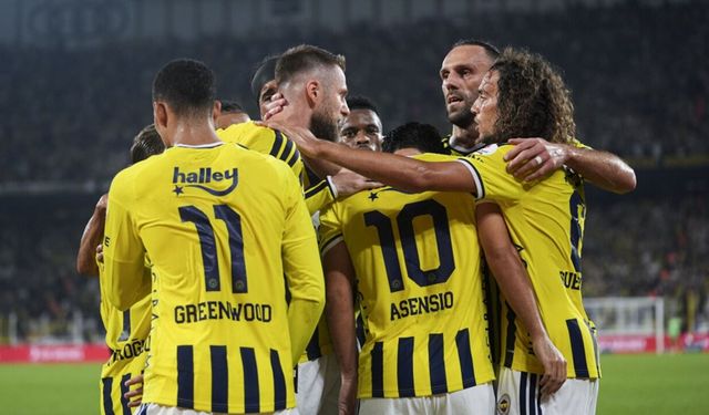 Fenerbahçe Kadıköy’de Şov Yaptı! Konyaspor’u Yıldızlarıyla Devirdi