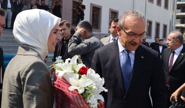Bakan Göktaş Malatya’da açıkladı: 7 bin 900 genç evlilik kredisinden yararlandı