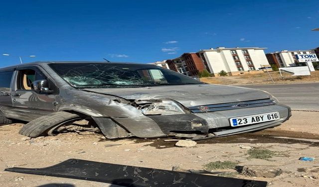 Elazığ’da Araç Kontrolden Çıktı! 1 Kişi Yaralandı