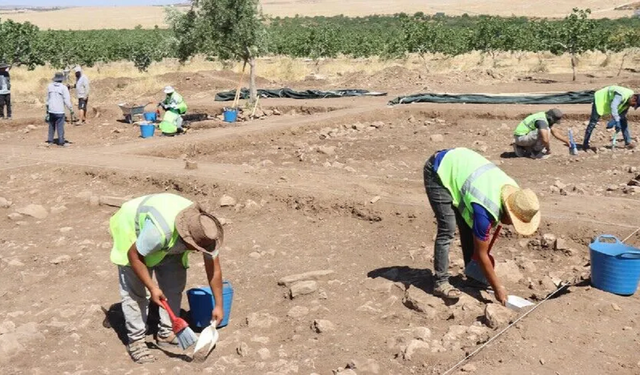 Çinli Arkeologlar Şanlıurfa’da İlk Kez Kazı Yapıyor! Yoğunburç’ta Tarihin İzleri Aranıyor